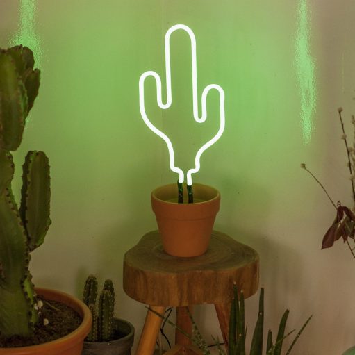 doiy_neon_cactus_lamp-hoofd.jpg